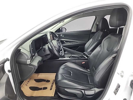 Hyundai Avante — photo 11