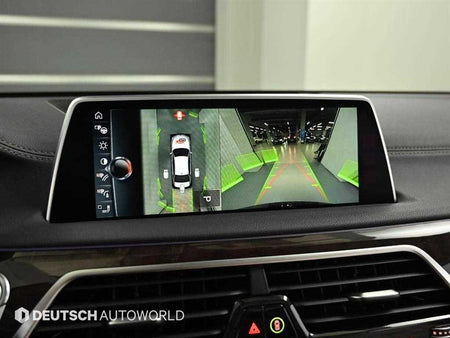 BMW 7-Series — photo 16