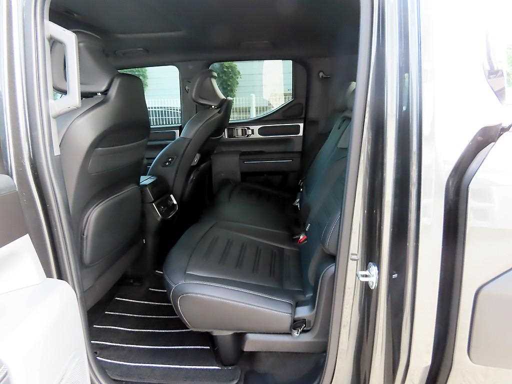 Kia Tasman — photo 06