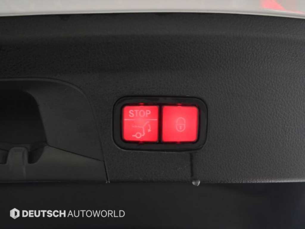 Mercedes-Benz GLE-Class — photo 20