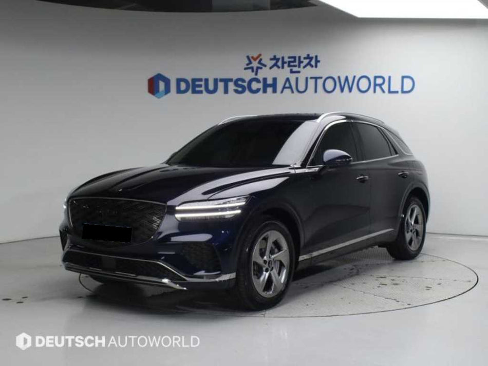 Genesis GV70 — photo 01