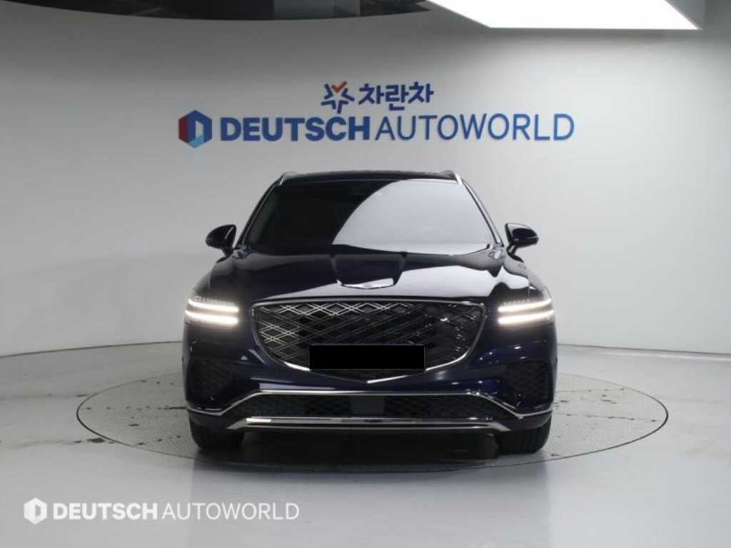 Genesis GV70 — photo 03