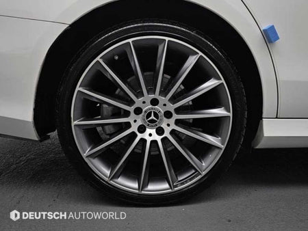 Mercedes-Benz E-Class — photo 05