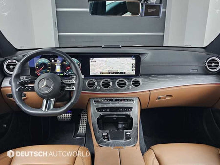 Mercedes-Benz E-Class — photo 07
