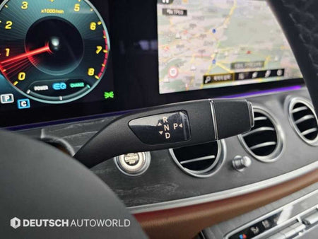 Mercedes-Benz E-Class — photo 09