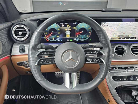 Mercedes-Benz E-Class — photo 13