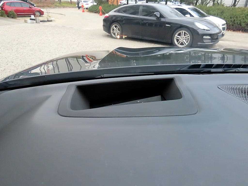 BMW X5 — photo 10