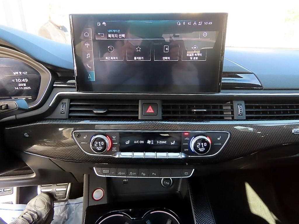 Audi S4 — photo 13