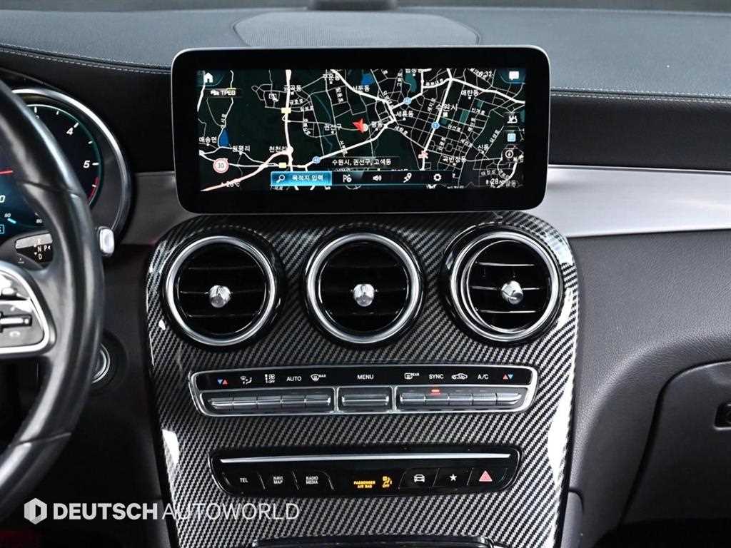Mercedes-Benz GLC-Class — photo 14