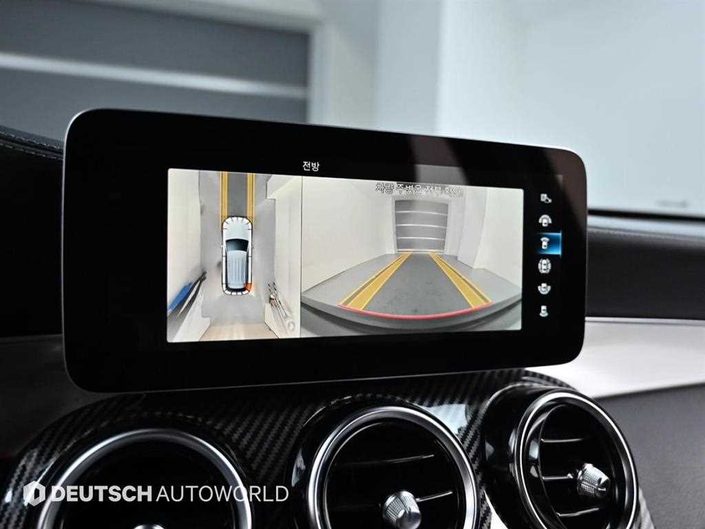 Mercedes-Benz GLC-Class — photo 15