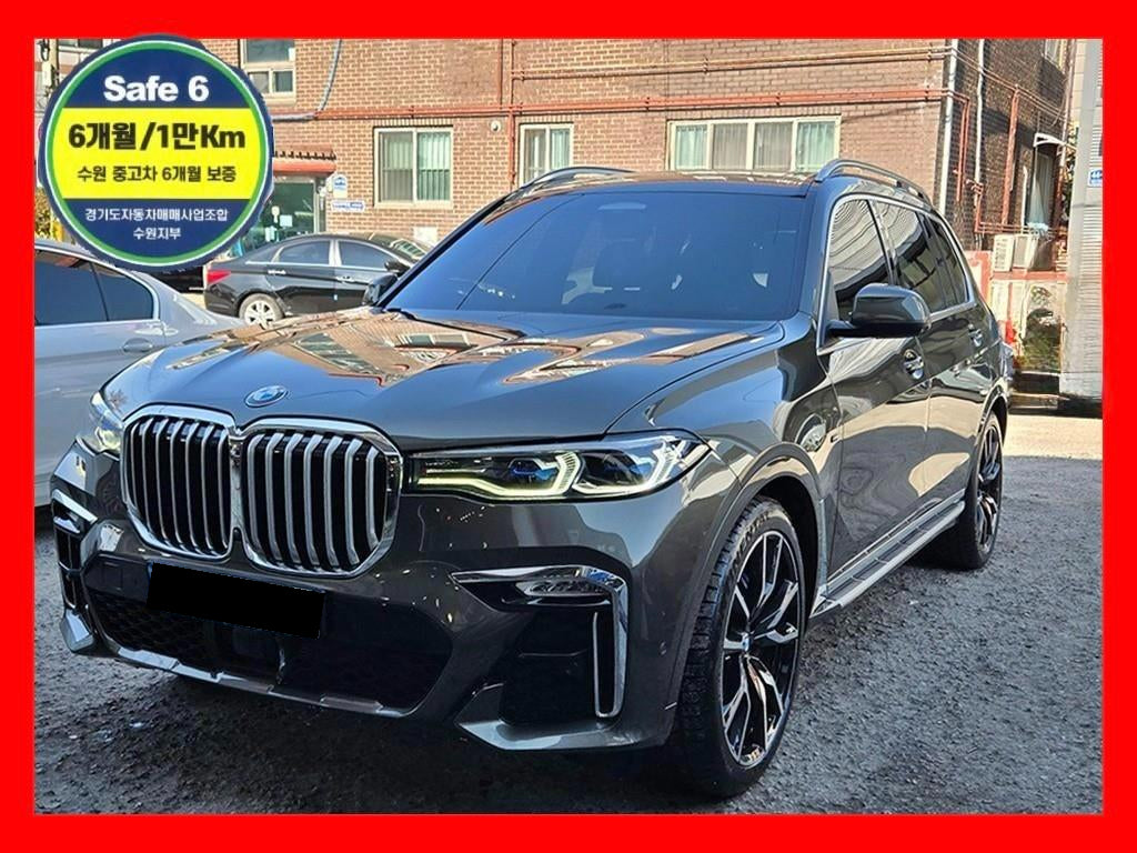 BMW X7 — photo 01