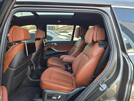 BMW X7 — photo 06