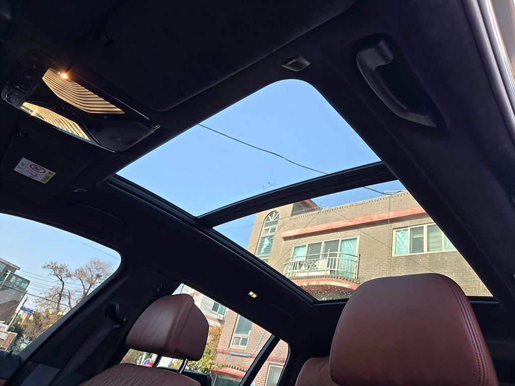 BMW X7 — photo 15