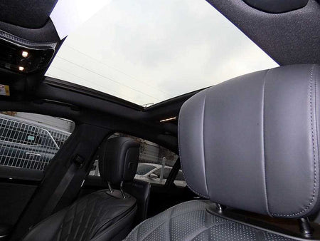 Mercedes-Benz S-Class — photo 16