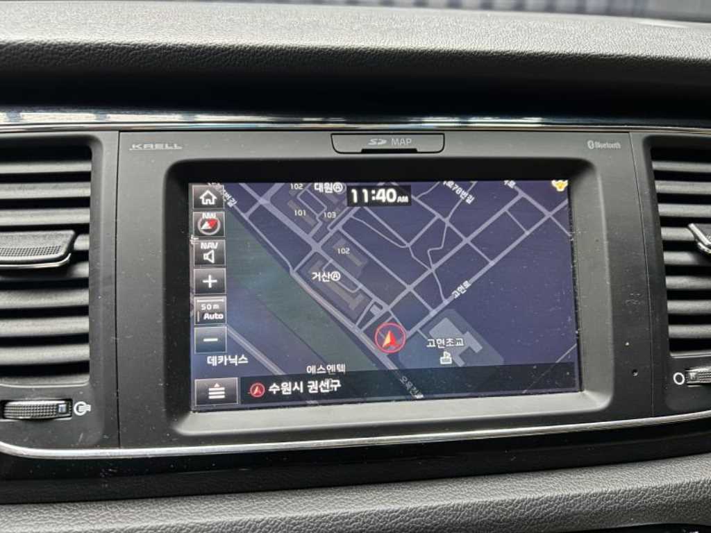 Kia Carnival — photo 16