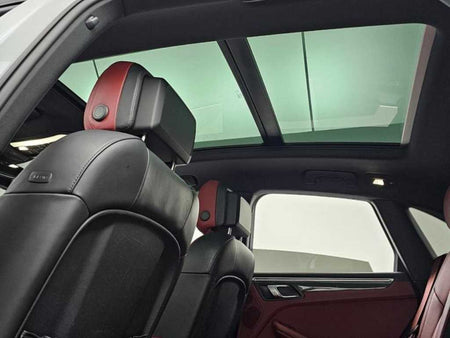 Porsche Macan — photo 19