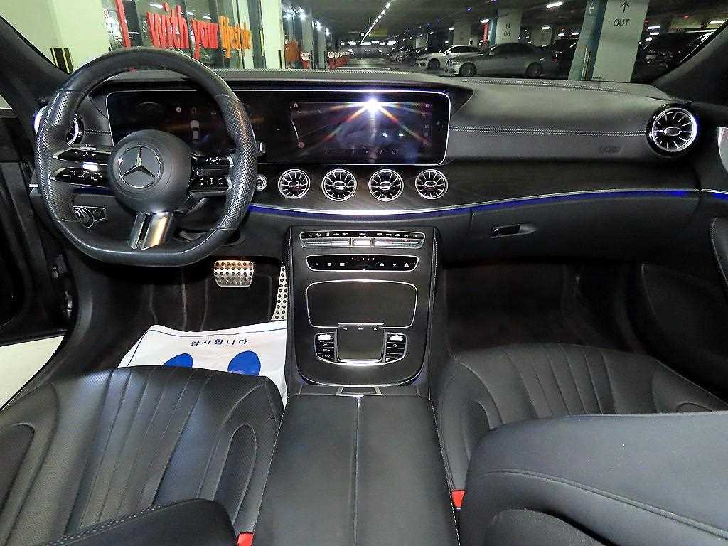 Mercedes-Benz CLS-Class — photo 10