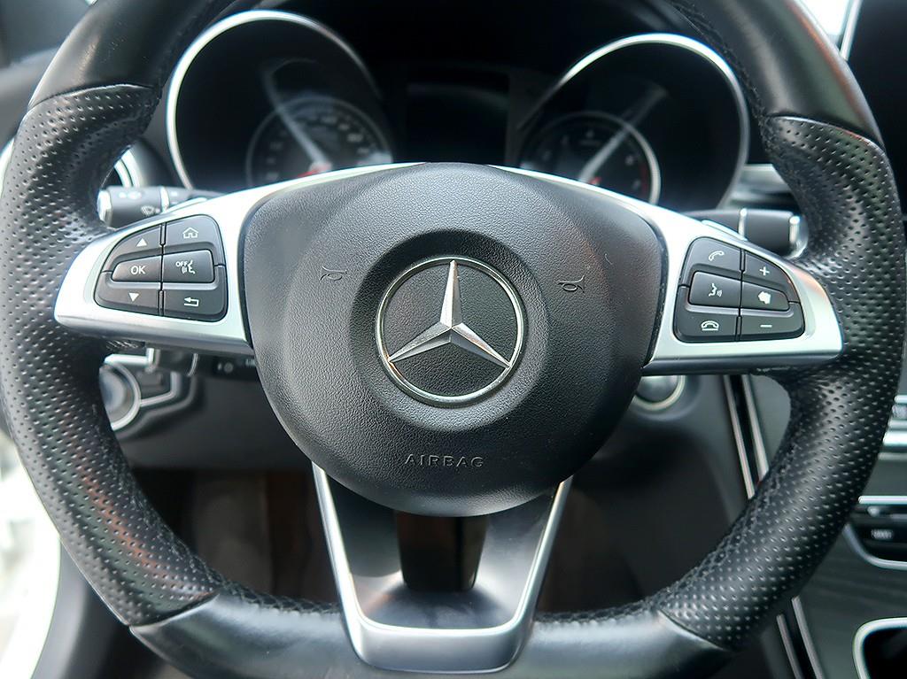 Mercedes-Benz C-Class — photo 16
