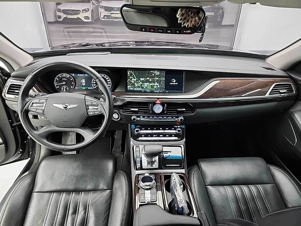 Genesis EQ900 — photo 07