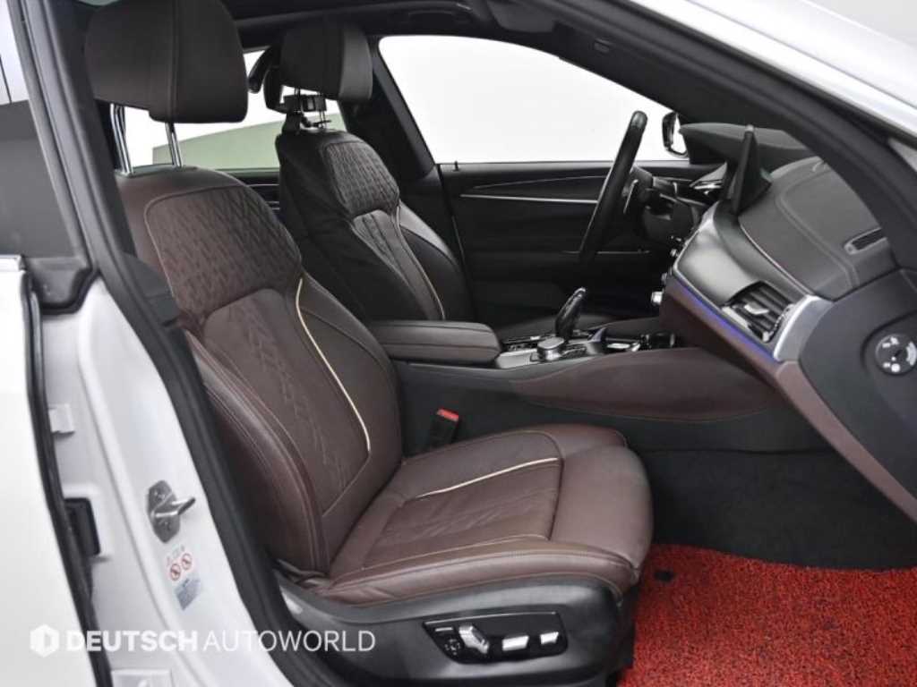 BMW Gran Turismo — photo 10