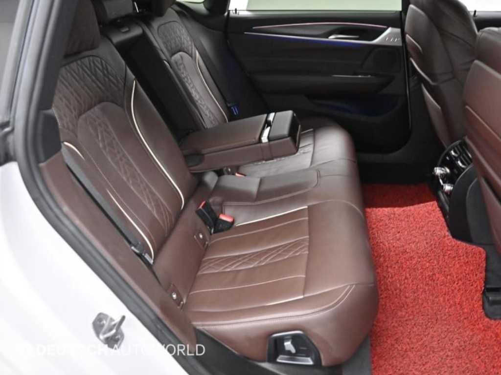 BMW Gran Turismo — photo 12