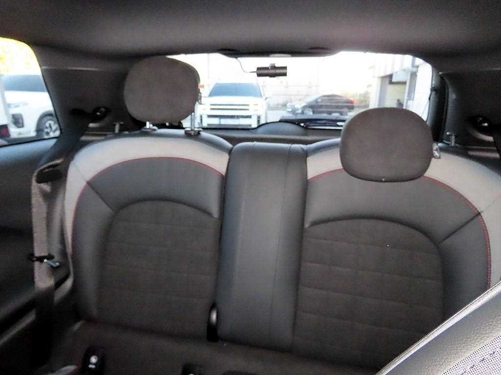Mini Cooper — photo 06