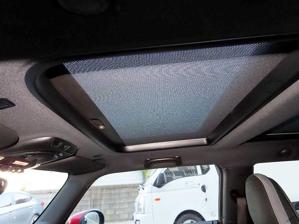 Mini Cooper — photo 17