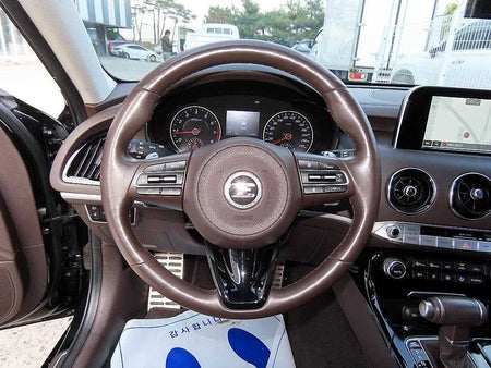 Kia Stinger — photo 08