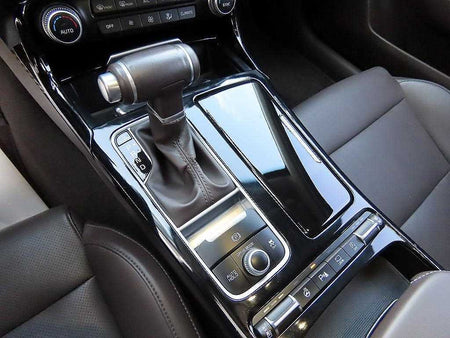 Kia Stinger — photo 10