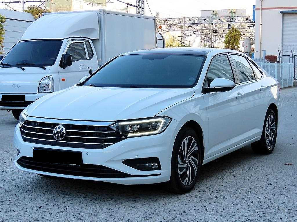 Volkswagen Jetta — photo 02