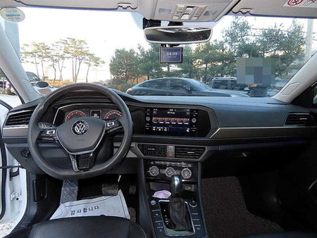 Volkswagen Jetta — photo 07