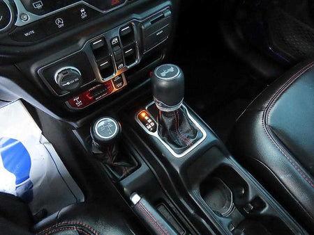 Jeep Wrangler — photo 10