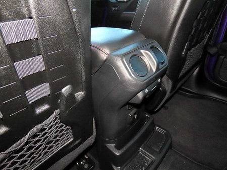 Jeep Wrangler — photo 17