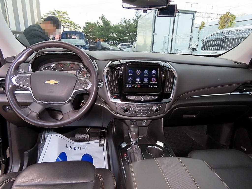 CHEVROLET Traverse — photo 07