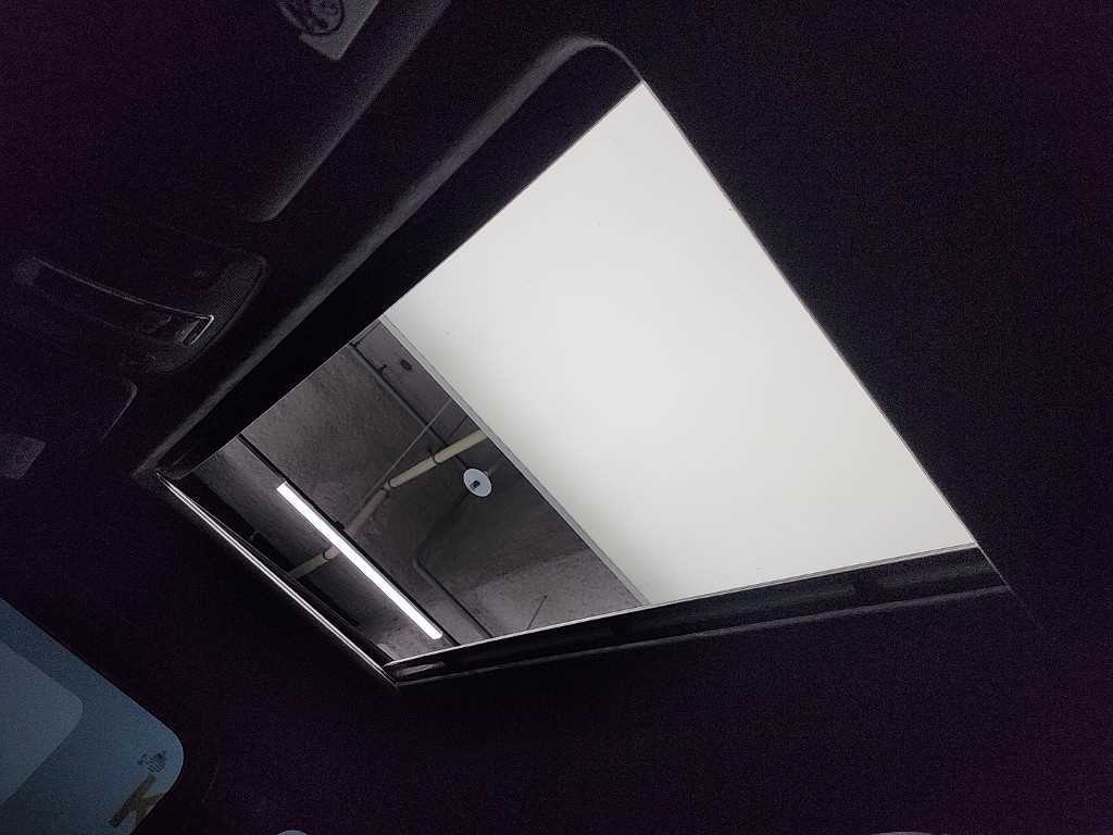 Mercedes-Benz G-Class — photo 14