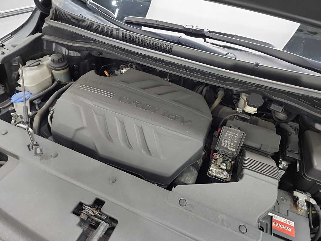 Kia Carnival — photo 04