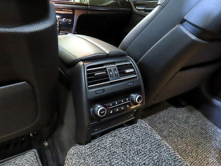 BMW 7-Series — photo 15