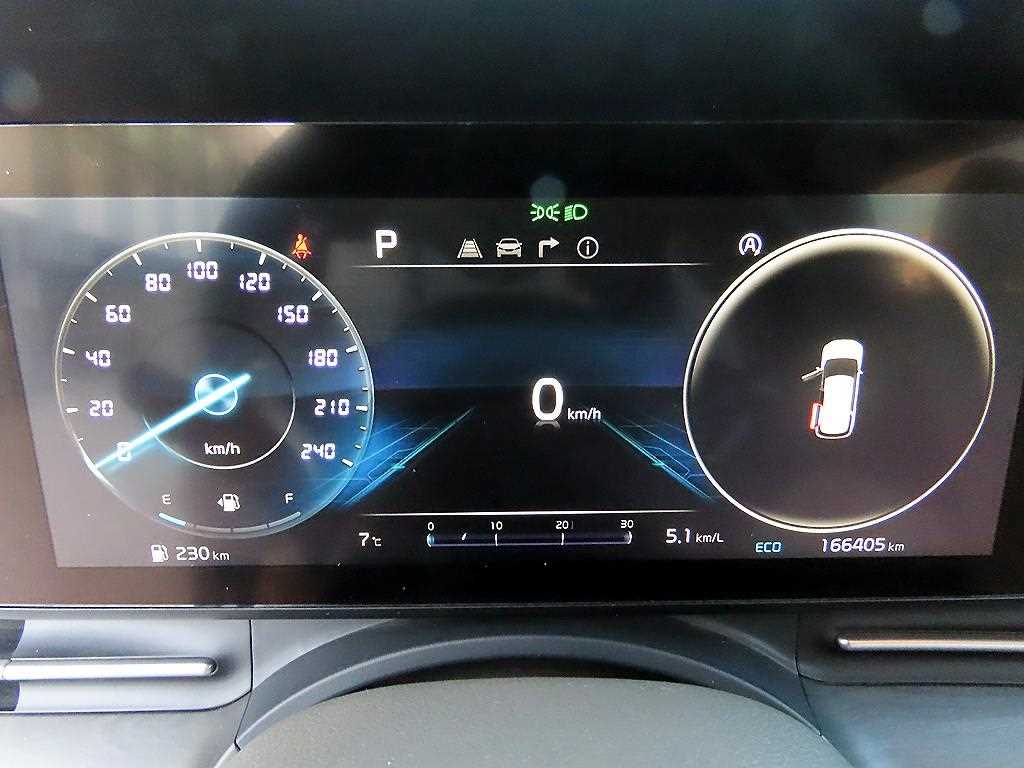 Kia Carnival — photo 09