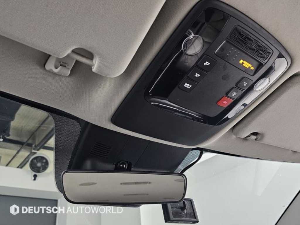 Kia Carnival — photo 19