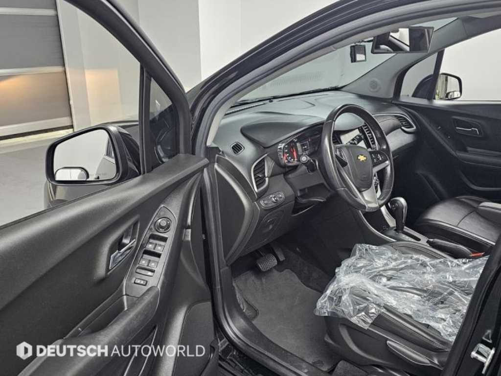 CHEVROLET Trax — photo 11