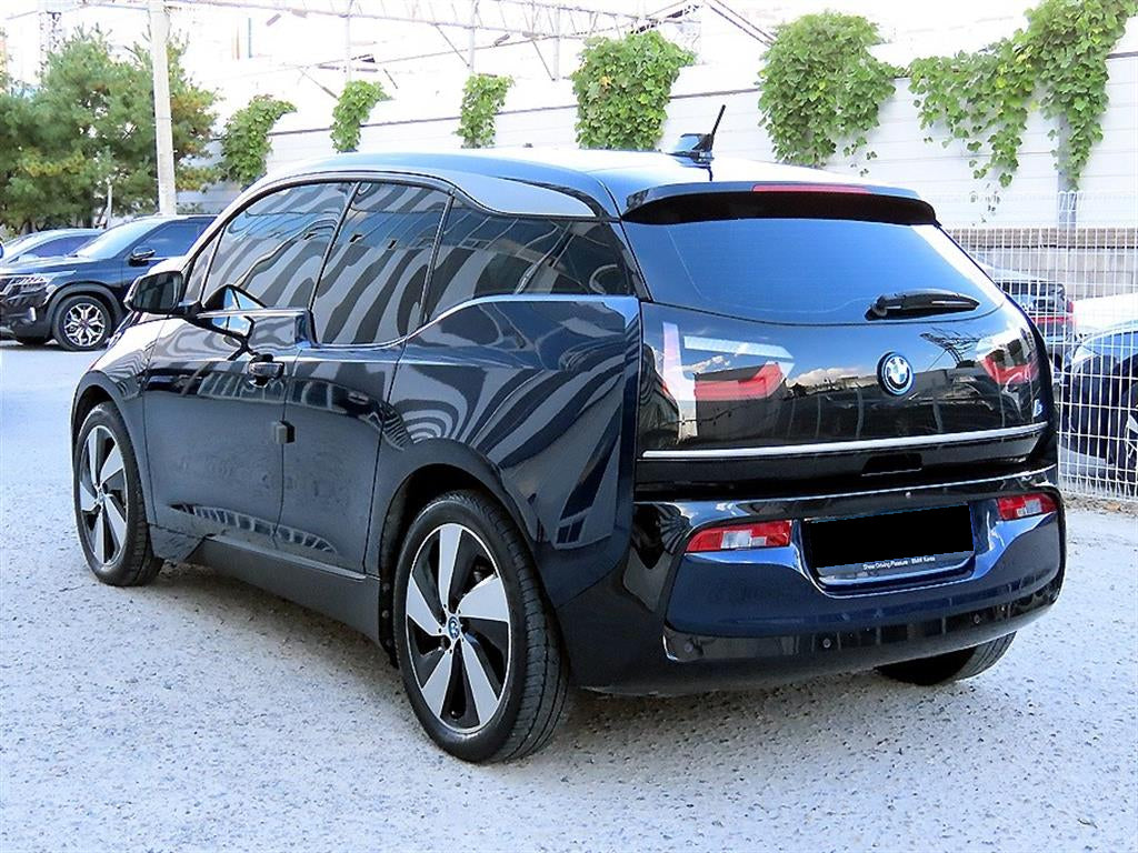 BMW i3 — photo 03