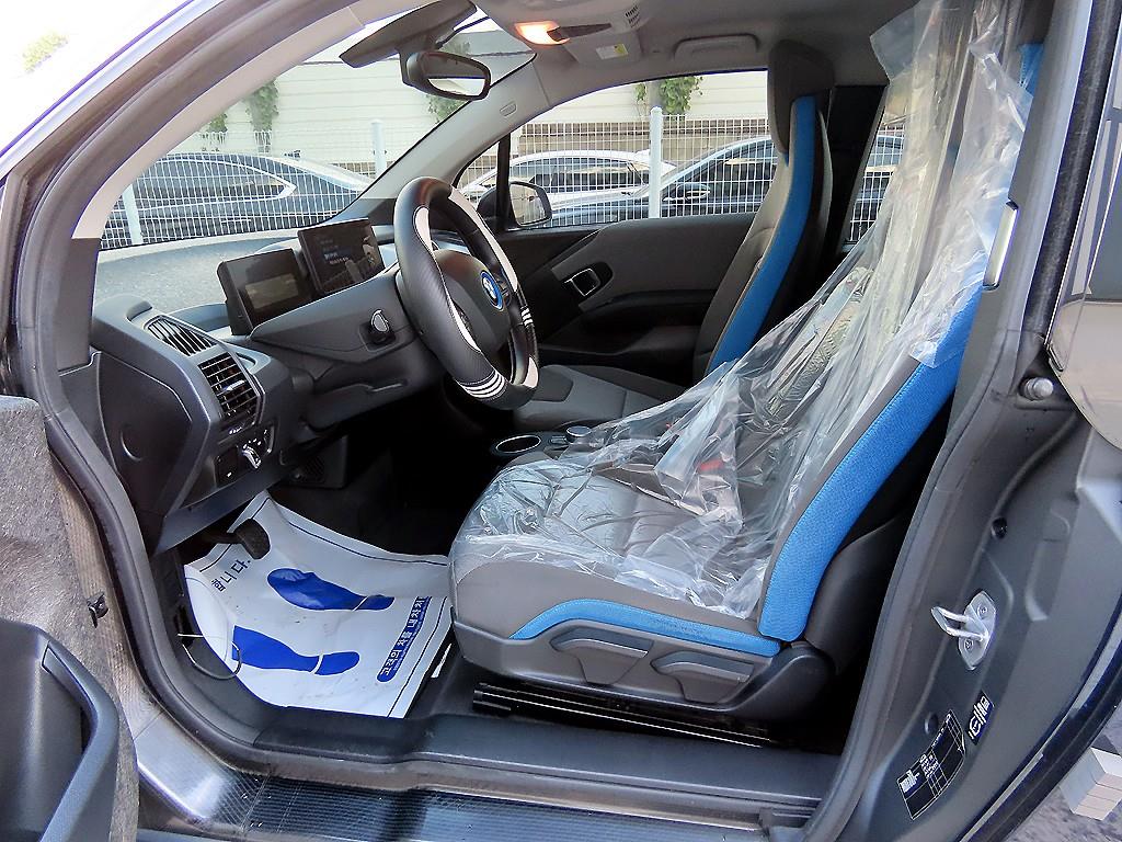 BMW i3 — photo 05