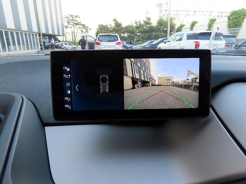 BMW i3 — photo 17