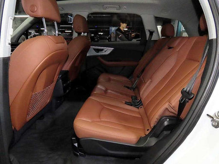Audi Q7 — photo 07