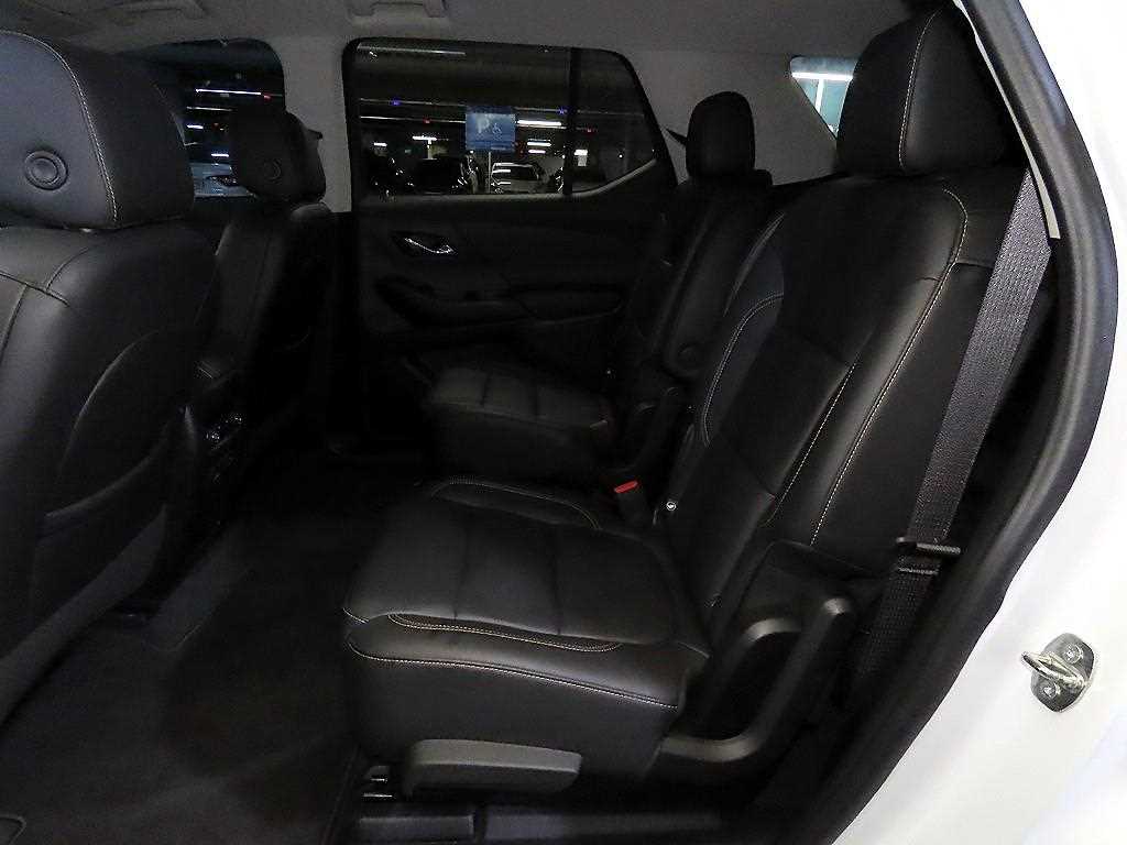 CHEVROLET Traverse — photo 07