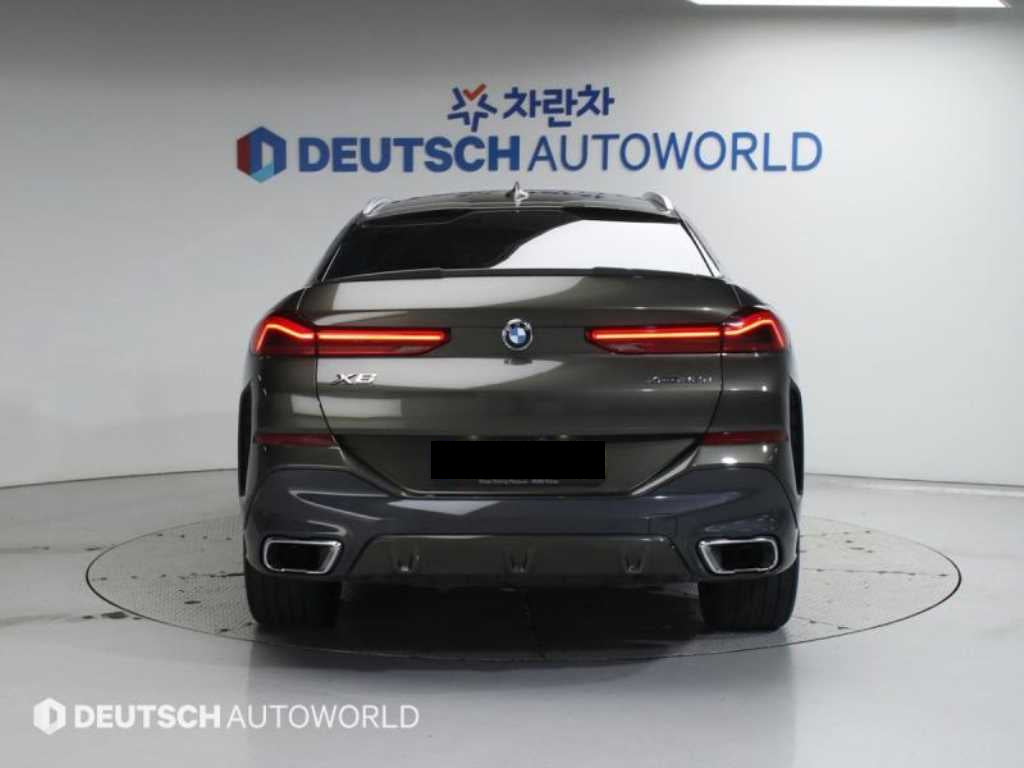 BMW X6 — photo 05