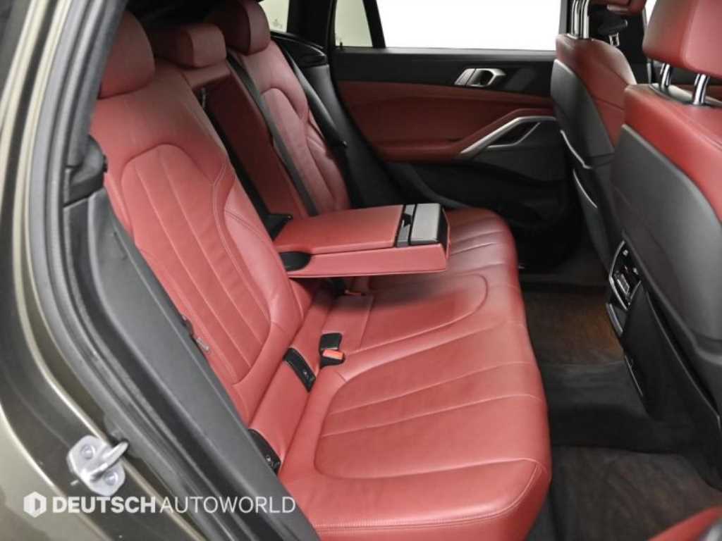 BMW X6 — photo 12