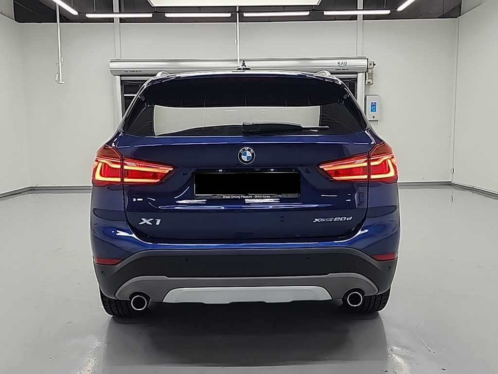 BMW X1 — photo 03