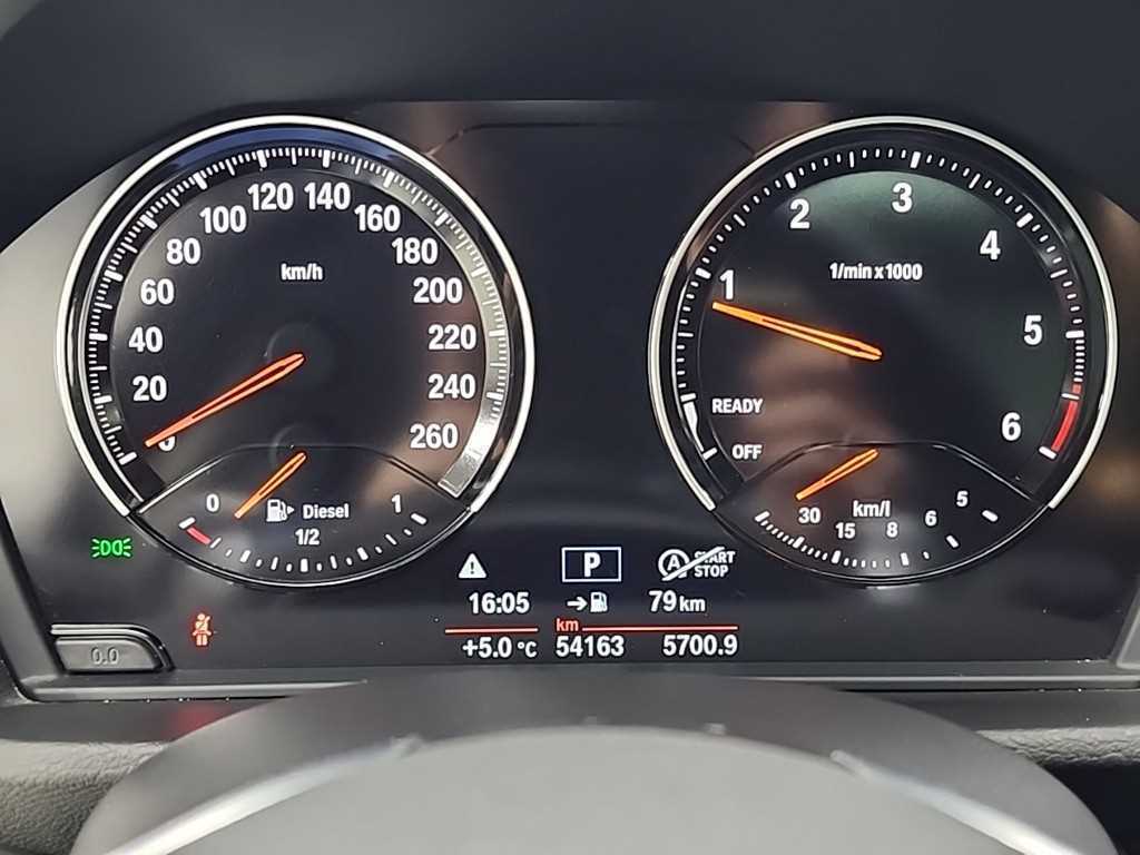 BMW X1 — photo 06