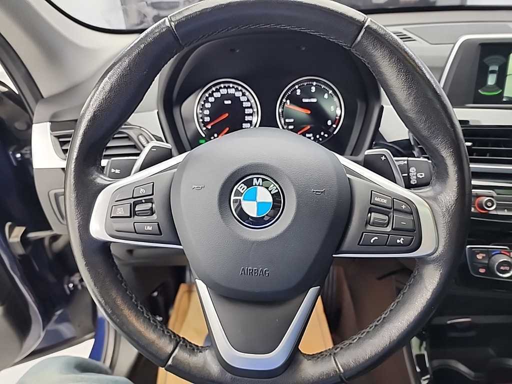 BMW X1 — photo 09